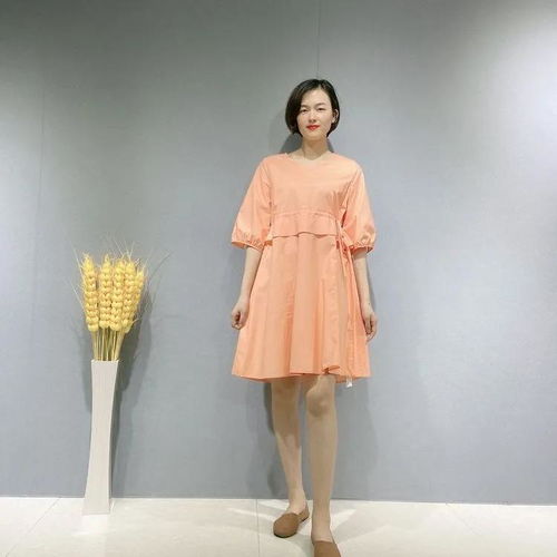 沐沐服饰霄尚系列 秋日风尚，诠释优雅与多元